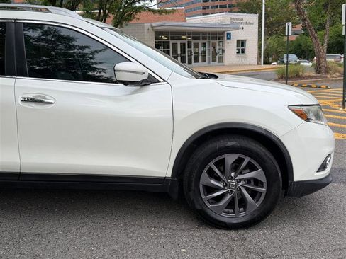 Used 2016 Nissan Rogue SL w/ SL Premium Package AWD/4WD image 5