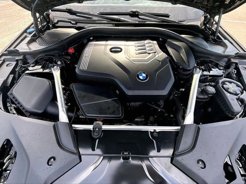 Used 2023 BMW 530i 530i w/ Premium Package image 27