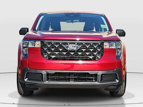 Used 2025 Ford Maverick XLT FWD image 2