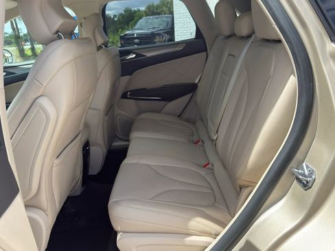 Used 2017 Lincoln MKC Premiere FWD image 15