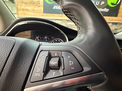 Used 2019 Buick Encore Sport Touring AWD/4WD image 25