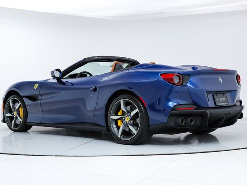 Certified 2023 Ferrari Portofino M image 16