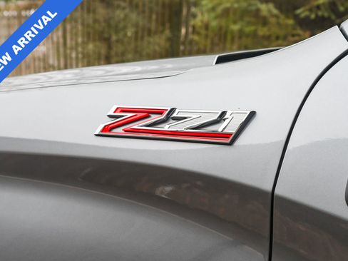 Used 2020 Chevrolet Silverado 1500 LT w/ All-Star Edition image 36