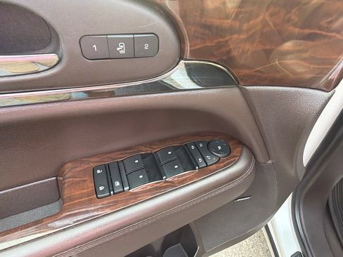 Used 2015 Buick Enclave Premium w/ Experience Buick Package FWD image 13