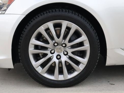 Used 2013 Lexus LS 460 L w/ Preferred Accessory Package image 8