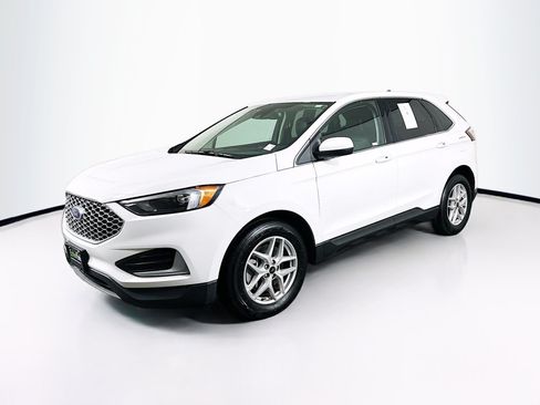 Used 2024 Ford Edge SEL AWD/4WD image 3