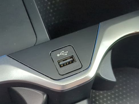 Used 2023 BMW X7 M60i w/ M Sport Professional Package image 33