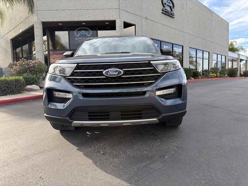 Used 2020 Ford Explorer XLT w/ Equipment Group 202A RWD image 6