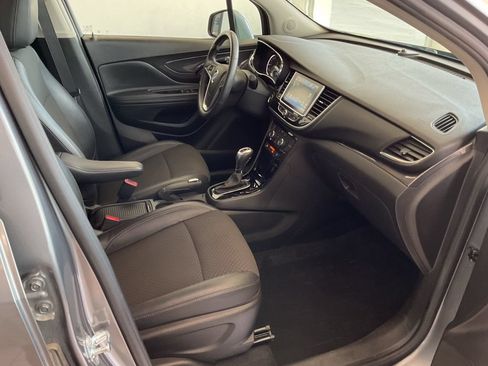 Used 2020 Buick Encore Sport Touring w/ Safety Package AWD/4WD image 18