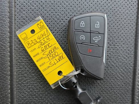 Used 2024 GMC Sierra 1500 Denali AWD/4WD image 23