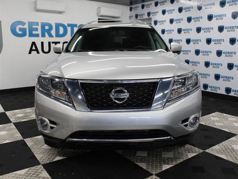 Used 2015 Nissan Pathfinder SL AWD/4WD image 6