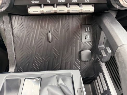 New 2025 Toyota Tacoma TRD Off-Road image 27