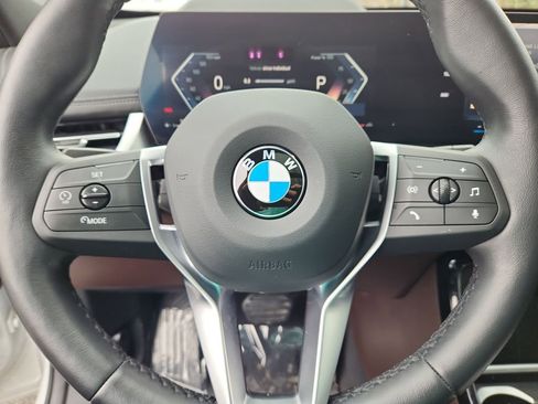 Used 2024 BMW X1 xDrive28i w/ Premium Package image 18