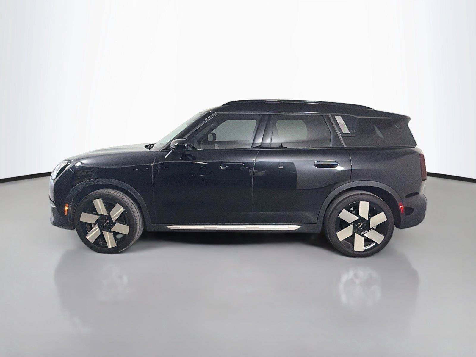 Used 2025 MINI Cooper Countryman S w/ Comfort Package Max AWD/4WD image 8