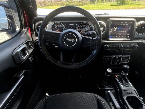 Used 2021 Jeep Wrangler Unlimited Sport AWD/4WD image 5