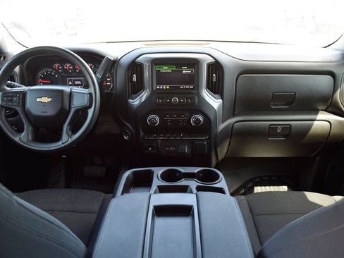 Used 2024 Chevrolet Silverado 2500 W/T w/ WT Convenience Package AWD/4WD image 5
