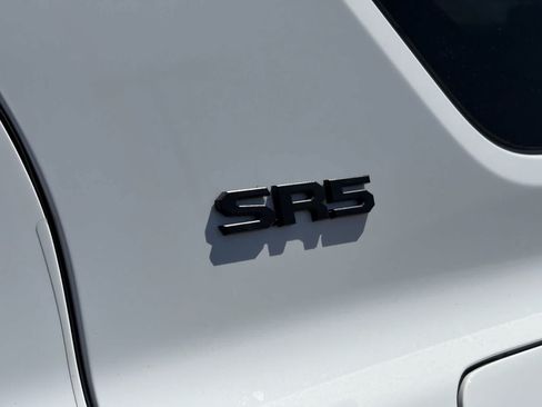Used 2025 Toyota 4Runner SR5 AWD/4WD image 7