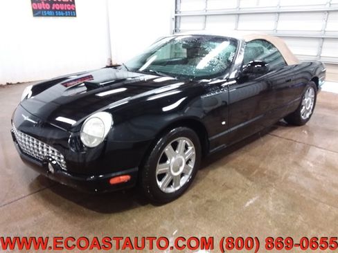 Used 2004 Ford Thunderbird Deluxe image 4