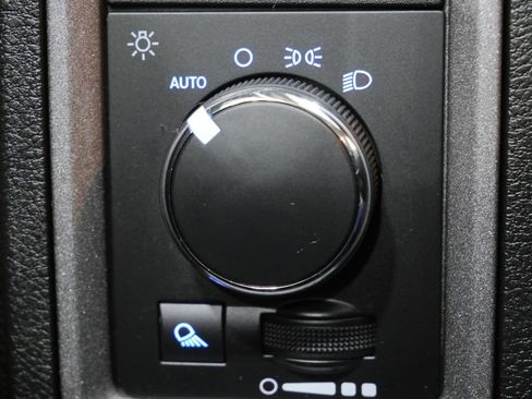 Used 2022 RAM 1500 Tradesman w/ Popular Equipment Group AWD/4WD image 13