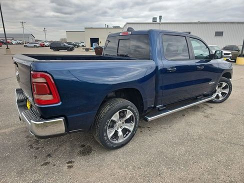 Used 2023 RAM 1500 Laramie AWD/4WD image 5