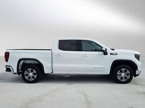 New 2026 GMC Sierra 1500 SLE AWD/4WD image 2