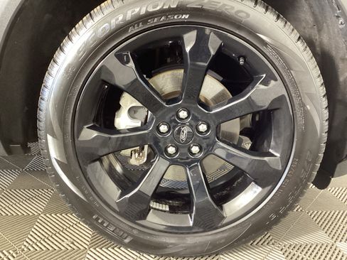 Used 2023 Ford Explorer ST-Line w/ Class IV Trailer Tow Package AWD/4WD image 7