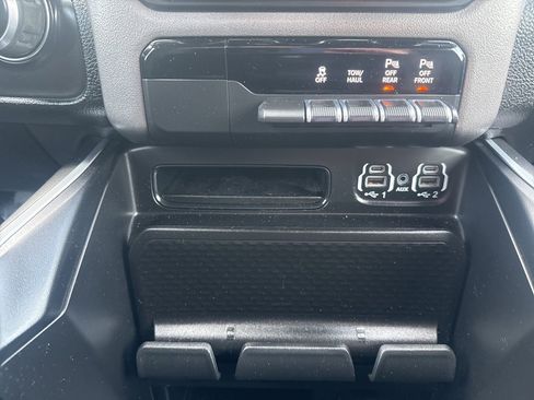 Used 2021 RAM 1500 Big Horn image 36