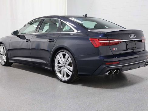 Used 2022 Audi S6 Premium Plus image 3