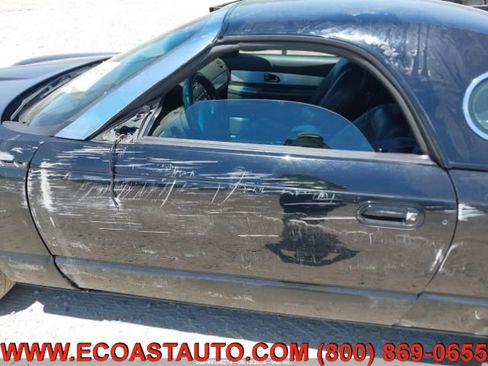 Used 2002 Ford Thunderbird RWD image 15