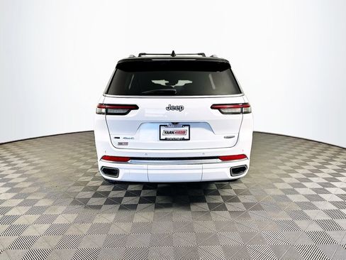 Certified 2023 Jeep Grand Cherokee L Summit w/ Luxury Tech Group V image 9