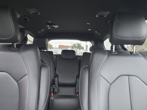 New 2026 Chrysler Pacifica Select image 31