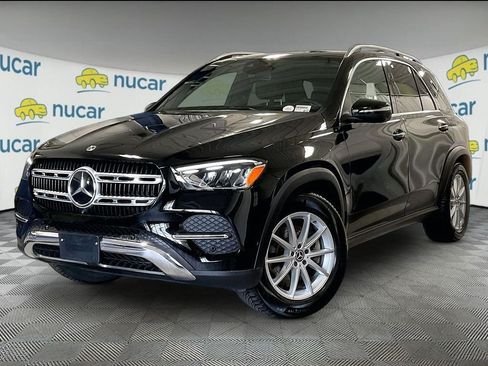 Used 2025 Mercedes-Benz GLE 350 4MATIC image 3