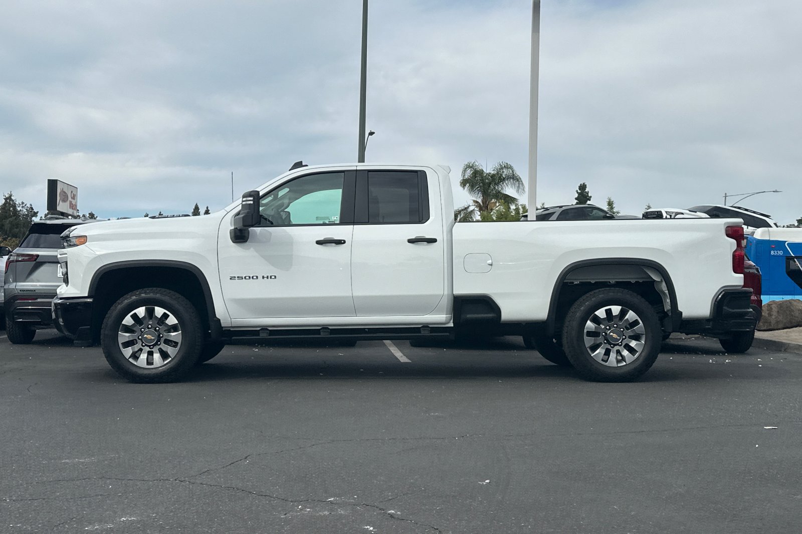 Used 2026 Chevrolet Silverado 2500 Custom w/ Custom Convenience Package RWD image 8