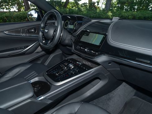 Used 2025 Aston Martin DBX 707 AWD/4WD image 14