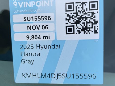 Used 2025 Hyundai Elantra Blue image 27