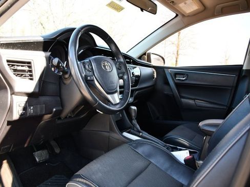 Used 2014 Toyota Corolla S image 13