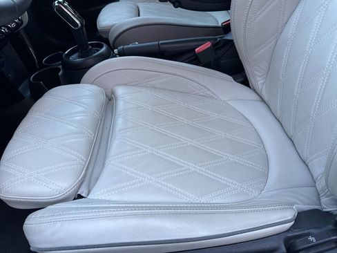 Used 2023 MINI Cooper S w/ Signature Upholstery Package image 26