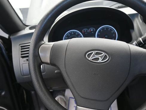 Used 2008 Hyundai Tiburon GS image 14