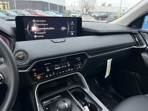 New 2025 MAZDA CX-70 Plug-In Hybrid w/ Premium Pkg image 30