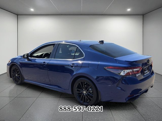 Used 2023 Toyota Camry XSE FWD image 3