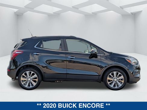 Used 2020 Buick Encore Preferred w/ Safety Package FWD image 4
