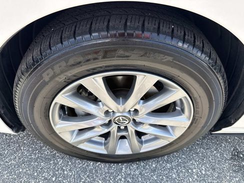 Certified 2025 MAZDA MAZDA3 s FWD image 14