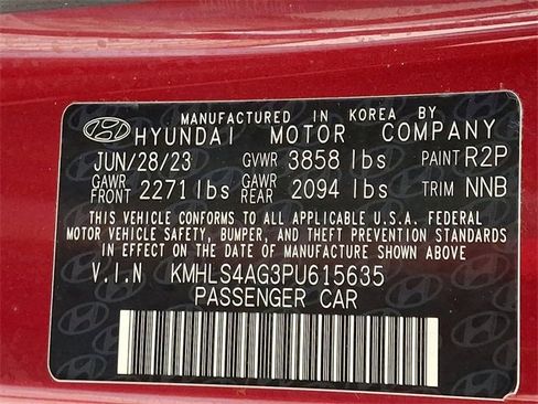 Used 2023 Hyundai Elantra SEL w/ Convenience Package image 28