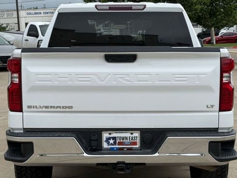 Used 2022 Chevrolet Silverado 1500 LT RWD image 6
