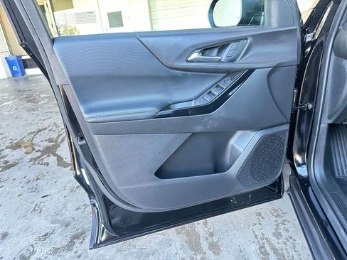 Used 2025 Chevrolet Equinox LT image 20