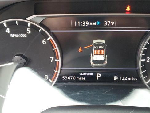 Used 2023 Nissan Rogue SV image 18