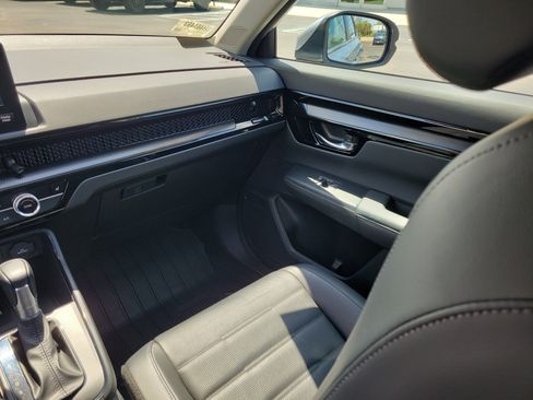 Used 2025 Honda CR-V EX-L image 17