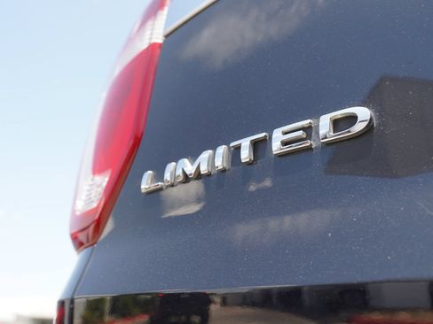 Used 2017 Ford Explorer Limited AWD/4WD image 23