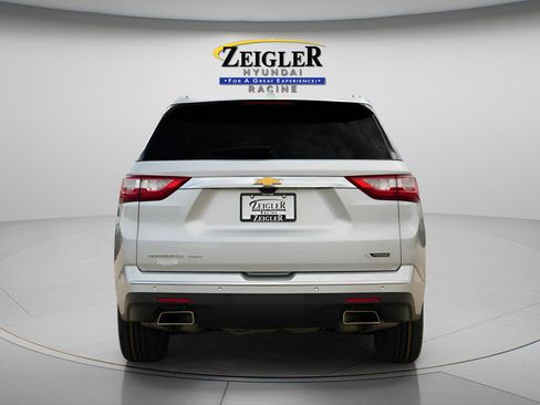 Used 2018 Chevrolet Traverse Premier w/ LPO, 'HIT The Road' Package image 6