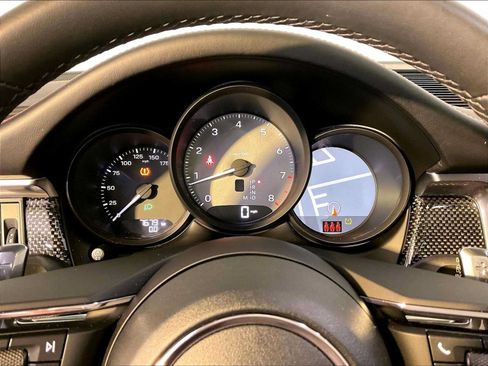 Certified 2024 Porsche Macan S AWD/4WD image 29